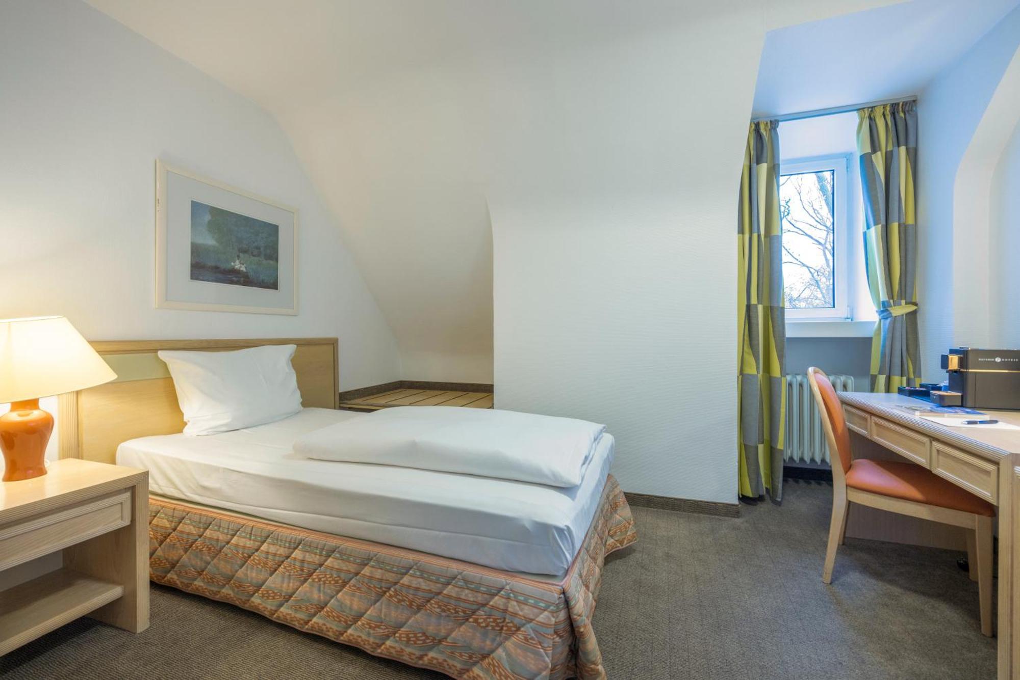 Fletcher Waldhotel Nordrhein-Westfalen Хайлигенхаус Экстерьер фото